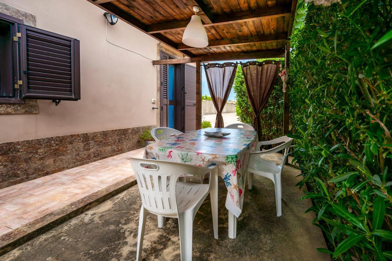 Casa Carmen Villa Avola Exterior photo