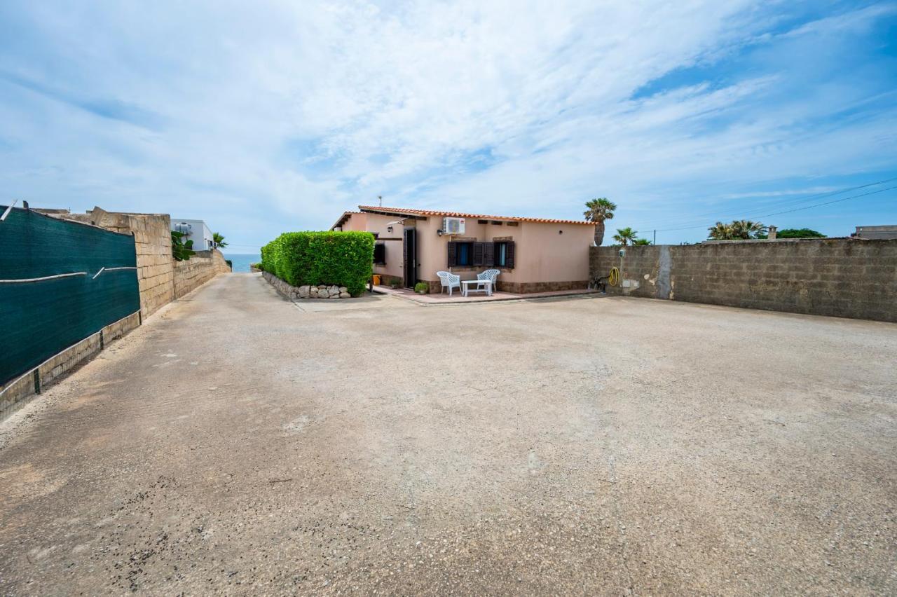 Casa Carmen Villa Avola Exterior photo